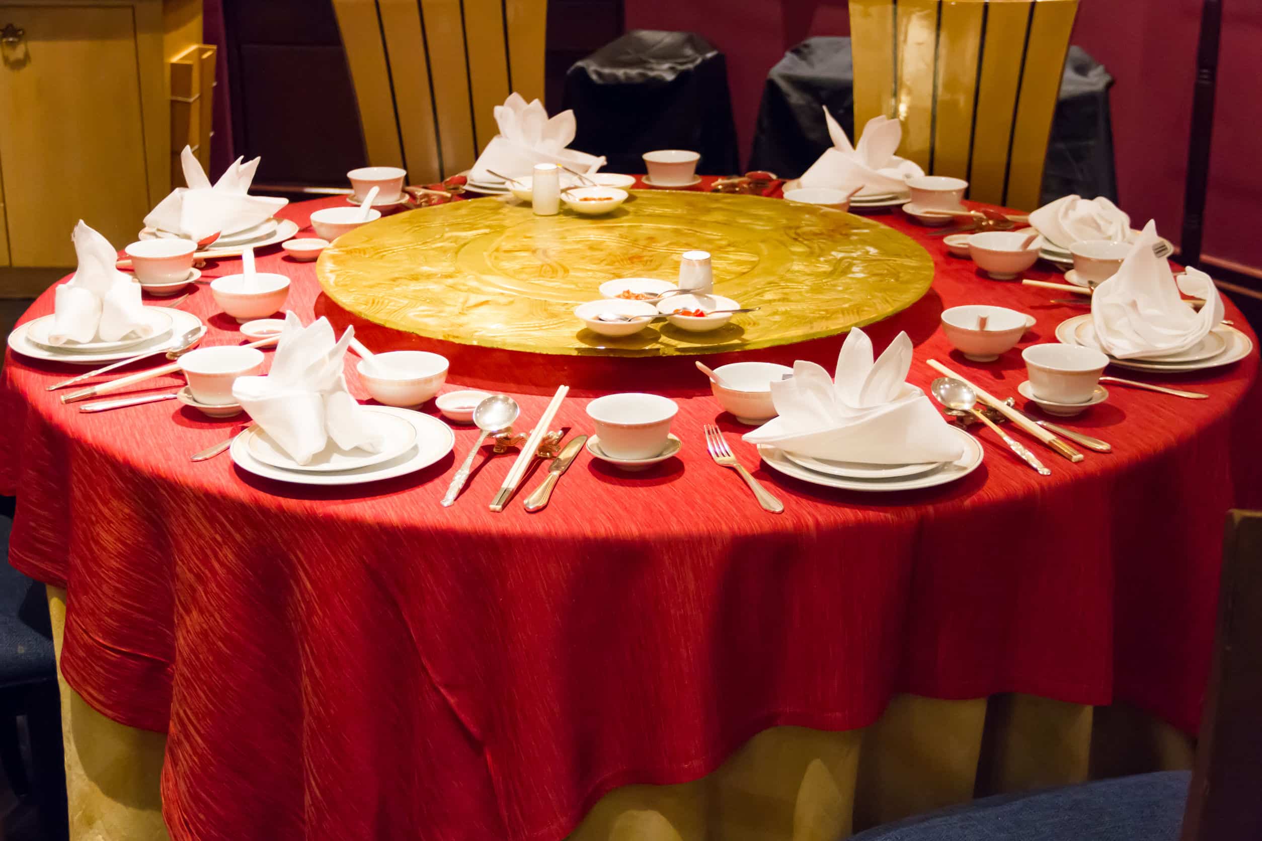 Chinese Dining Etiquette Survival Guide