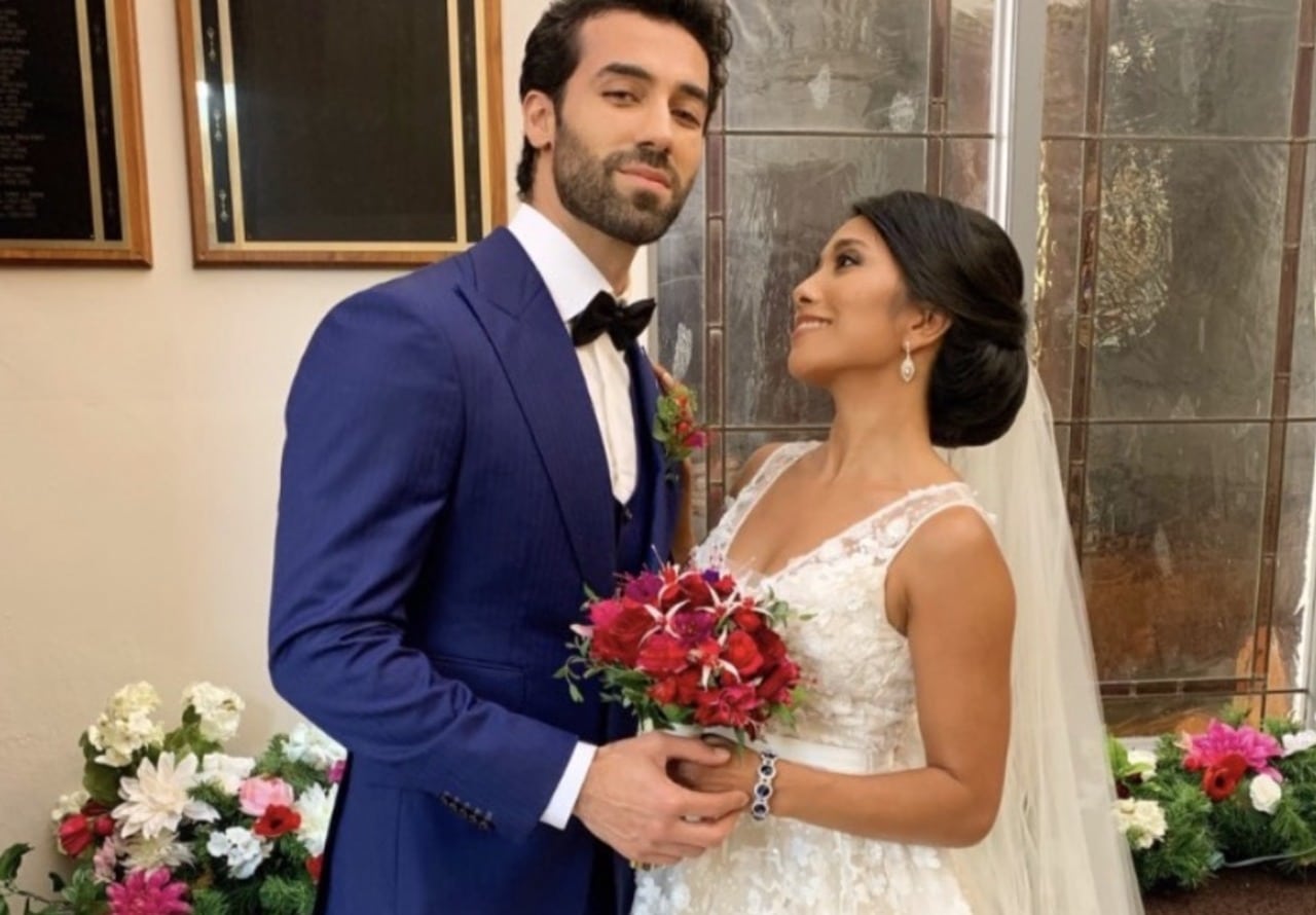 Ho! Ho! Holiday Viewing! — Jingle Bell Bride