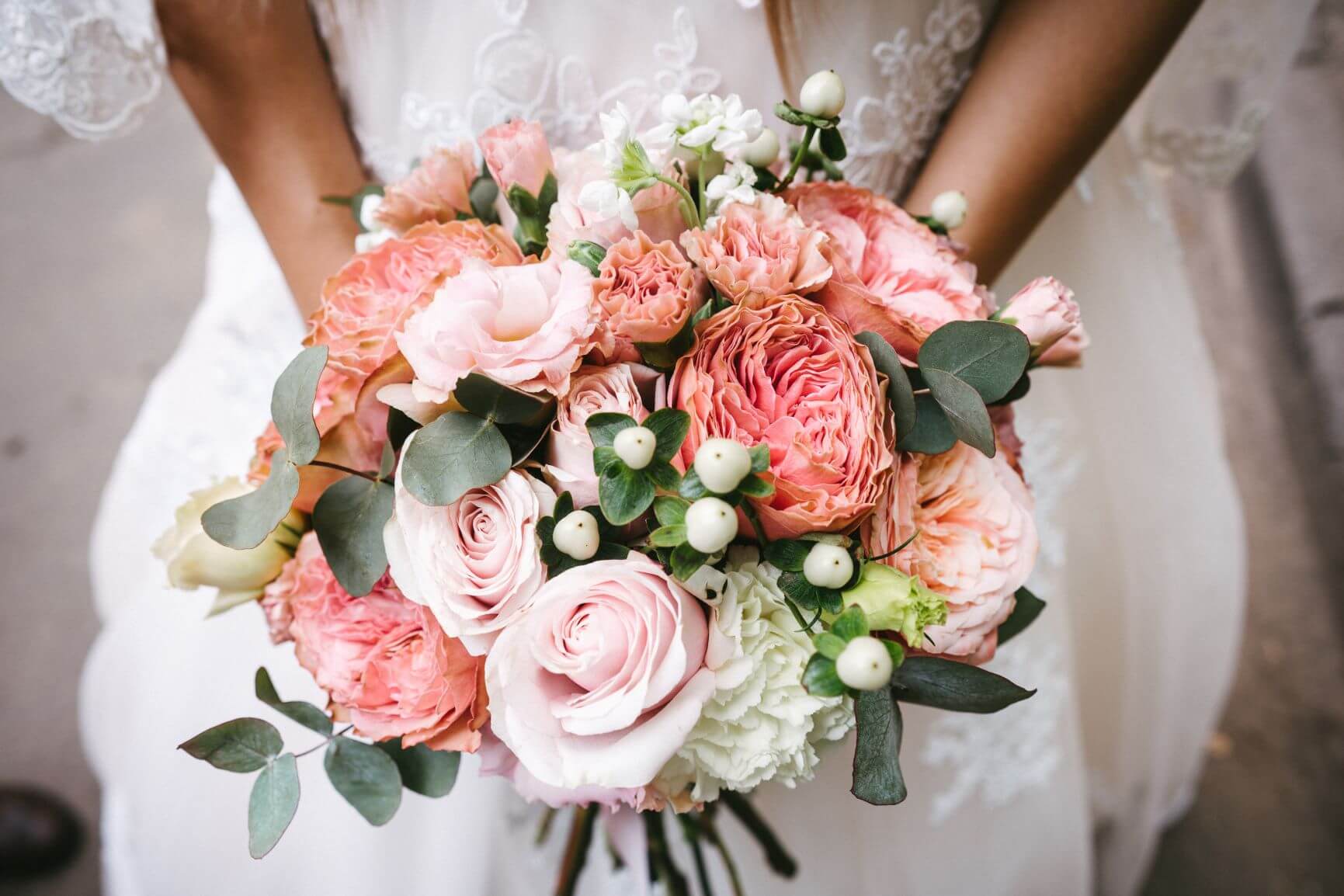 The Ultimate Guide To Seasonal Flowers For Weddings | The Wedding Avenue