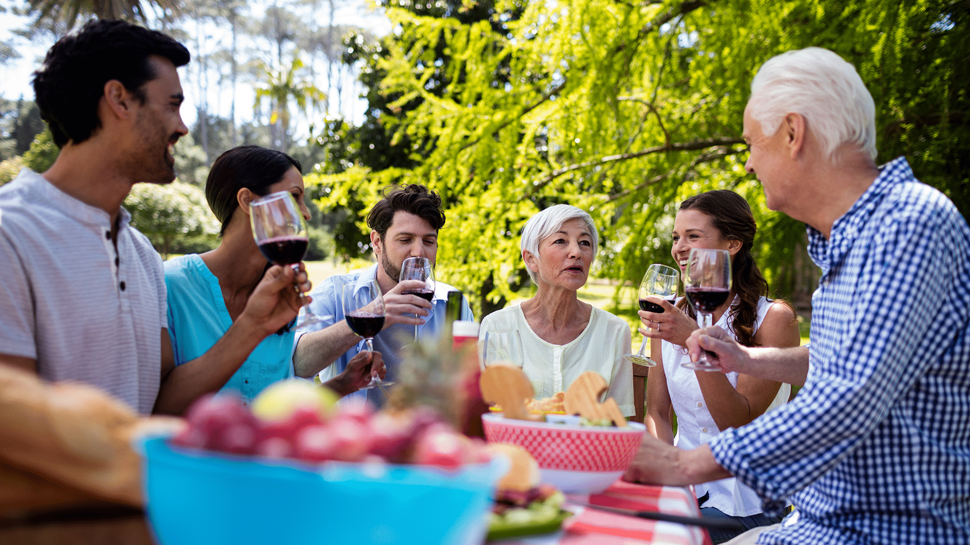 Multigenerational family picnic at Prested Hall